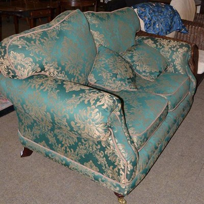 Lot 427 - A modern green damask upholstered two seater settee