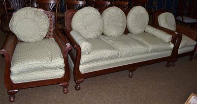 Lot 437 - Three piece bergere suite