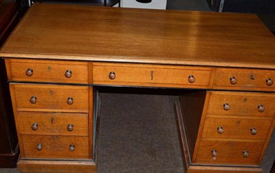 Lot 478 - A Victorian oak pedestal desk