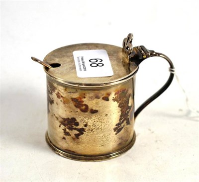 Lot 68 - A silver mustard pot, liner and spoon
