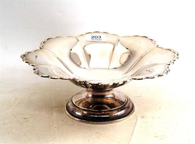 Lot 203 - Silver footed bowl, Sheffield 1935