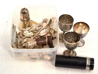 Lot 511 - Silver teaspoons, silver pin dish, three egg cups, etc