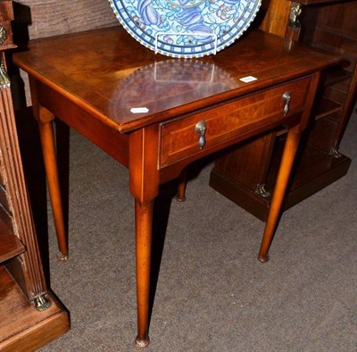 Lot 690 - 18th century style walnut side table on pad feet