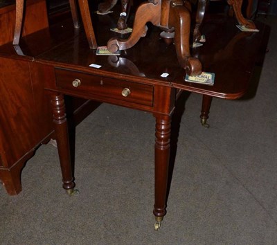 Lot 752 - Regency mahogany Pembroke table