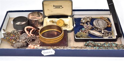 Lot 37 - Quantity of assorted jewellery, coins, serviette rings, etc