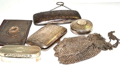 Lot 204 - An Edwardian silver purse, cigarette case, mesh purse, etc