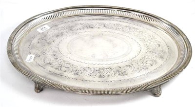 Lot 274 - Plated oval tray