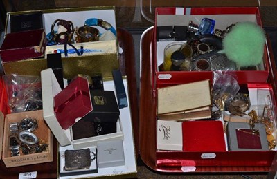 Lot 454 - A quantity of costume jewellery, gents watches etc (on two trays)