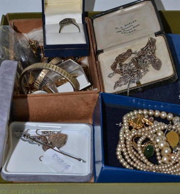 Lot 149 - Assorted silver, pens, watches, costume jewellery etc