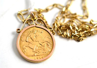 Lot 151 - Half sovereign dated 1914 on a 9ct gold chain