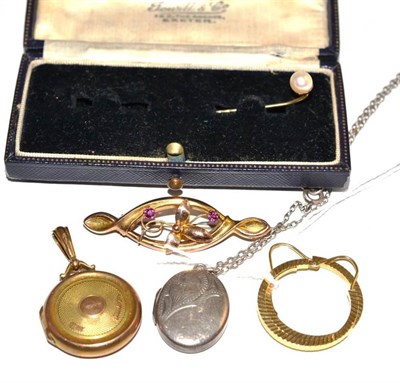 Lot 242 - A 9ct gold locket, an early 20th century brooch, hoop earrings, stick pin etc