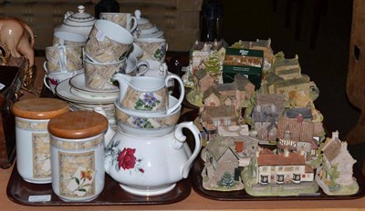 Lot 285 - Twenty assorted Lilliput Lane cottages, a Royal Worcester 'Country Garden' tea service with...