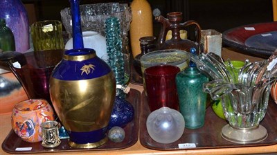 Lot 312 - Two trays including art glass, Wallace Sanders vase, Whitefriars vase etc