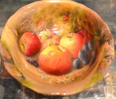 Lot 379 - A Royal Worcester fruit painted bowl