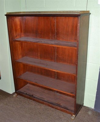 Lot 442 - Mahogany open bookcase