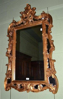 Lot 537 - Giltwood Georgian style mirror