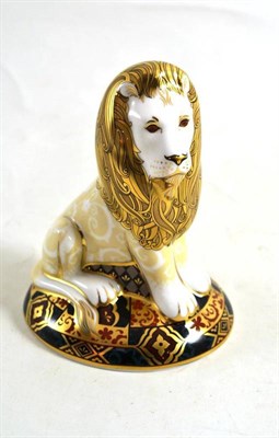Lot 129 - A limited edition Royal Crown Derby Heraldic lion, with box