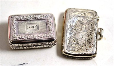 Lot 311 - Silver vinaigrette and vesta