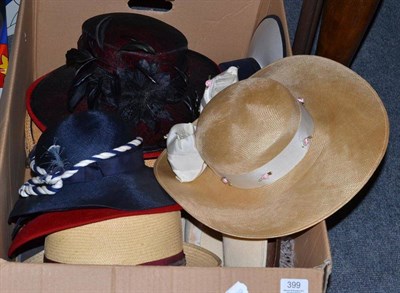 Lot 399 - Large quantity of lady's and men's hats