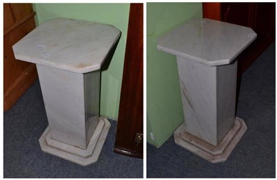 Lot 477 - A pair of white marble columns