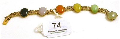 Lot 74 - An agate set bracelet stamped '9ct'