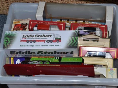 Lot 202 - Quantity of boxed model vehicles