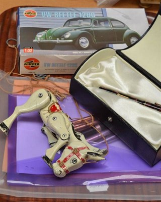 Lot 298 - Mixed collectors items, including Magnet Library comic No. 1, diecast Muffin the Mule puppet,...