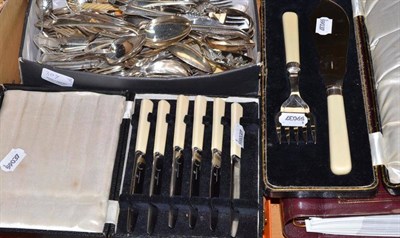 Lot 309 - Quantity of silver plated flatware, some cased and boxed