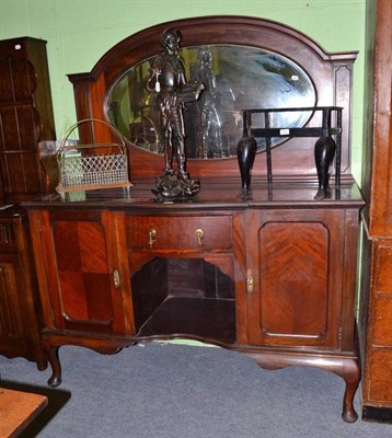 Lot 517 - Mirror back sideboard