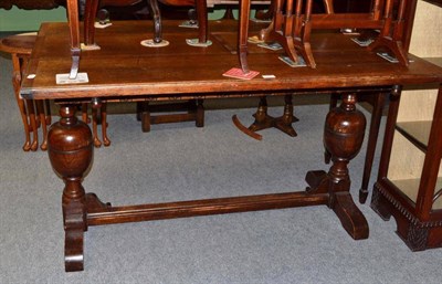 Lot 544 - Circa 1930 oak surprise table