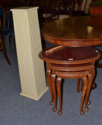 Lot 650 - Nest of tables and cream painted pedestal (2)