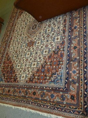 Lot 761 - Indo-Bidjar rug 2.5m x 3.5m (beige)