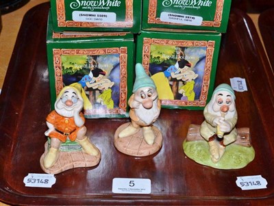 Lot 5 - Royal Doulton Snow White and the Seven Dwarfs (boxed)