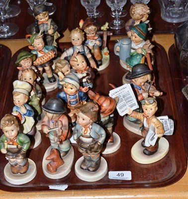 Lot 49 - Eighteen assorted Hummel figures