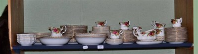 Lot 187 - Quantity of Royal Albert 'Old Country Roses' dinner/tea/dessert wares (some seconds)