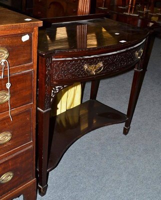 Lot 531 - A Victorian bow fronted single drawer side table