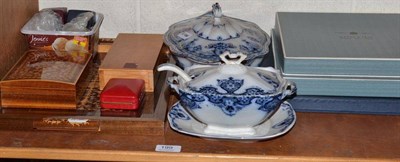 Lot 199 - Two Mintons anniversary plates (boxed), modern inlaid box and tray, potter tureens, ladies...