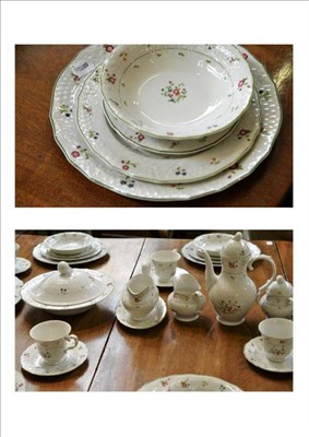 Lot 380 - Extensive Royal Doulton dinner service