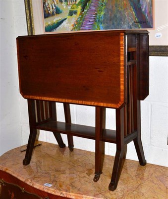 Lot 487 - An Edwardian satinwood banded mahogany Sutherland table