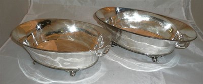 Lot 4 - Pair of silver plated oval dishes