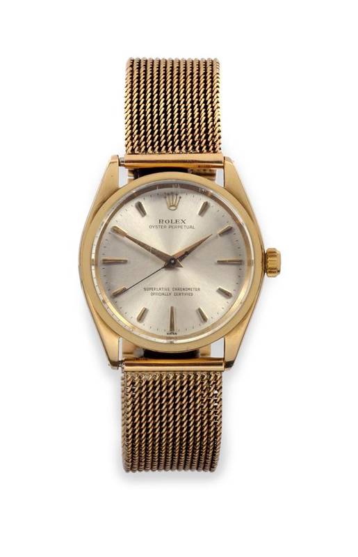 Lot 266 - A 9ct Gold Automatic Centre Seconds Wristwatch, signed Rolex, Oyster Perpetual, Superlative...