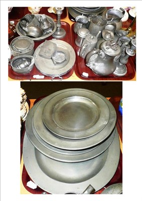 Lot 33 - Assorted pewter on three trays