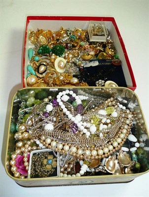 Lot 45 - Costume jewellery including Napier earring etc