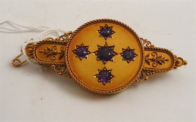 Lot 415 - A 15ct gold brooch