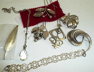 Lot 419 - A Mexican brooch, a Danish brooch, pendants, brooches, chains, bracelets etc