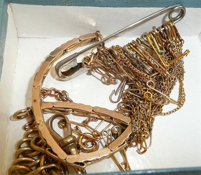 Lot 421 - A 9ct watch bracelet, links, catches, safety chains etc