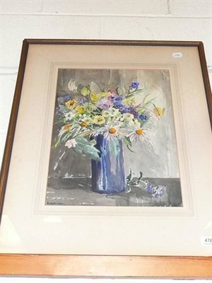 Lot 476 - Robert Lynn 'Still Life'