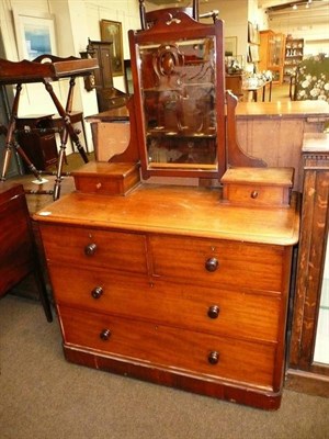 Lot 550 - Victorian mahogany dressing chest