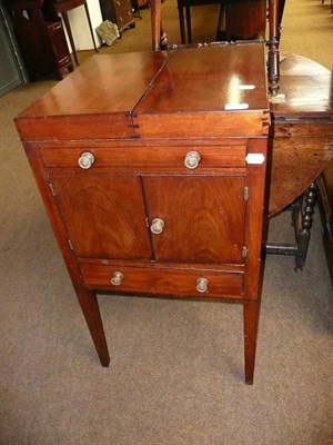 Lot 551 - A Regency period mahogany wash stand