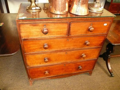 Lot 568 - A 19th century mahogany straight fronted chest of drawers